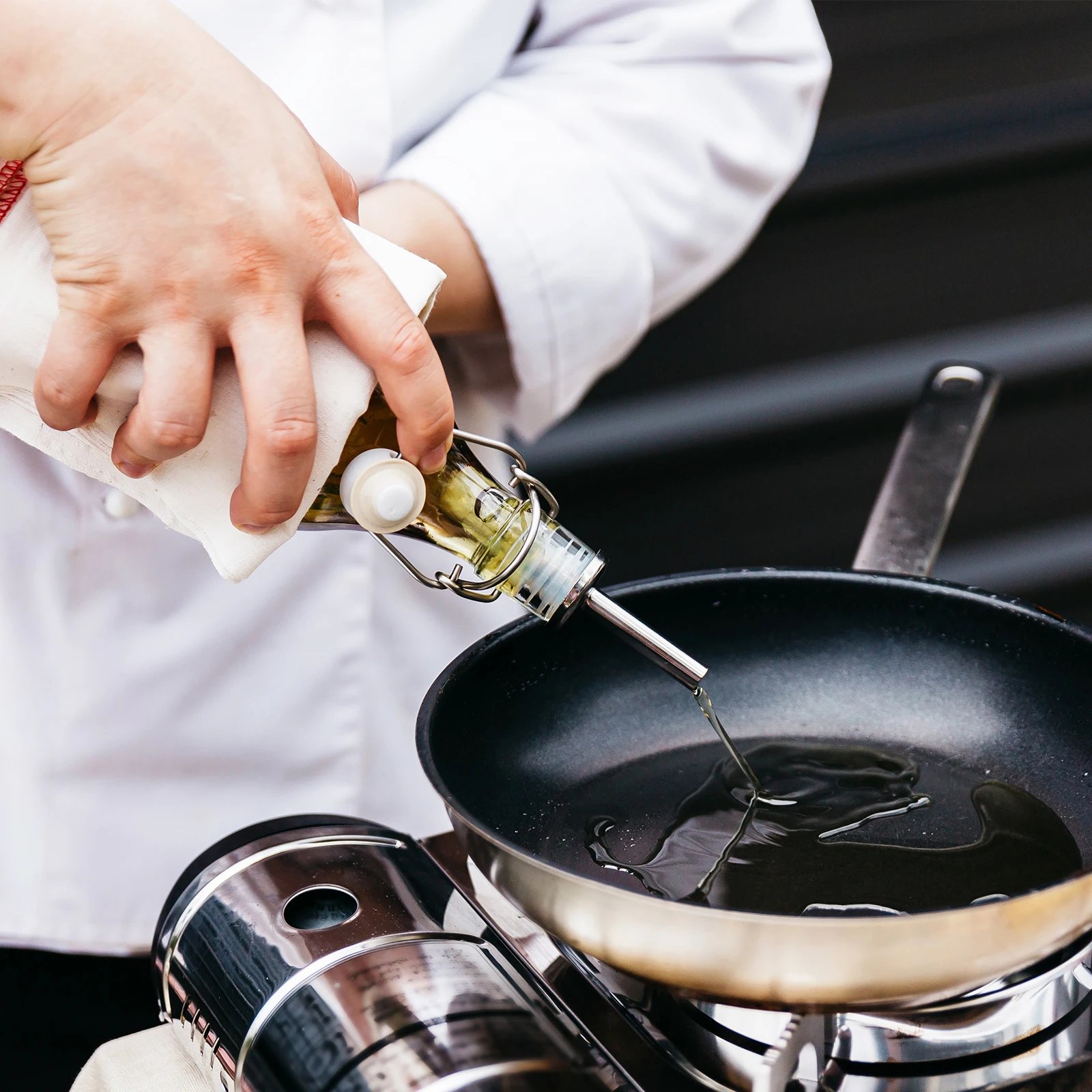 8Pcs Stainless Steel Bottle Pourers Olive Oil Cork Dispenser Pourers Wine Bottle Stoppers for Oil Beer Drink Water Bottle 8Pcs Stainless Steel Bottle Pourers Olive Oil Cork Dispenser Pourers Wine Bottle Stoppers for Oil Beer Drink Water Bottle