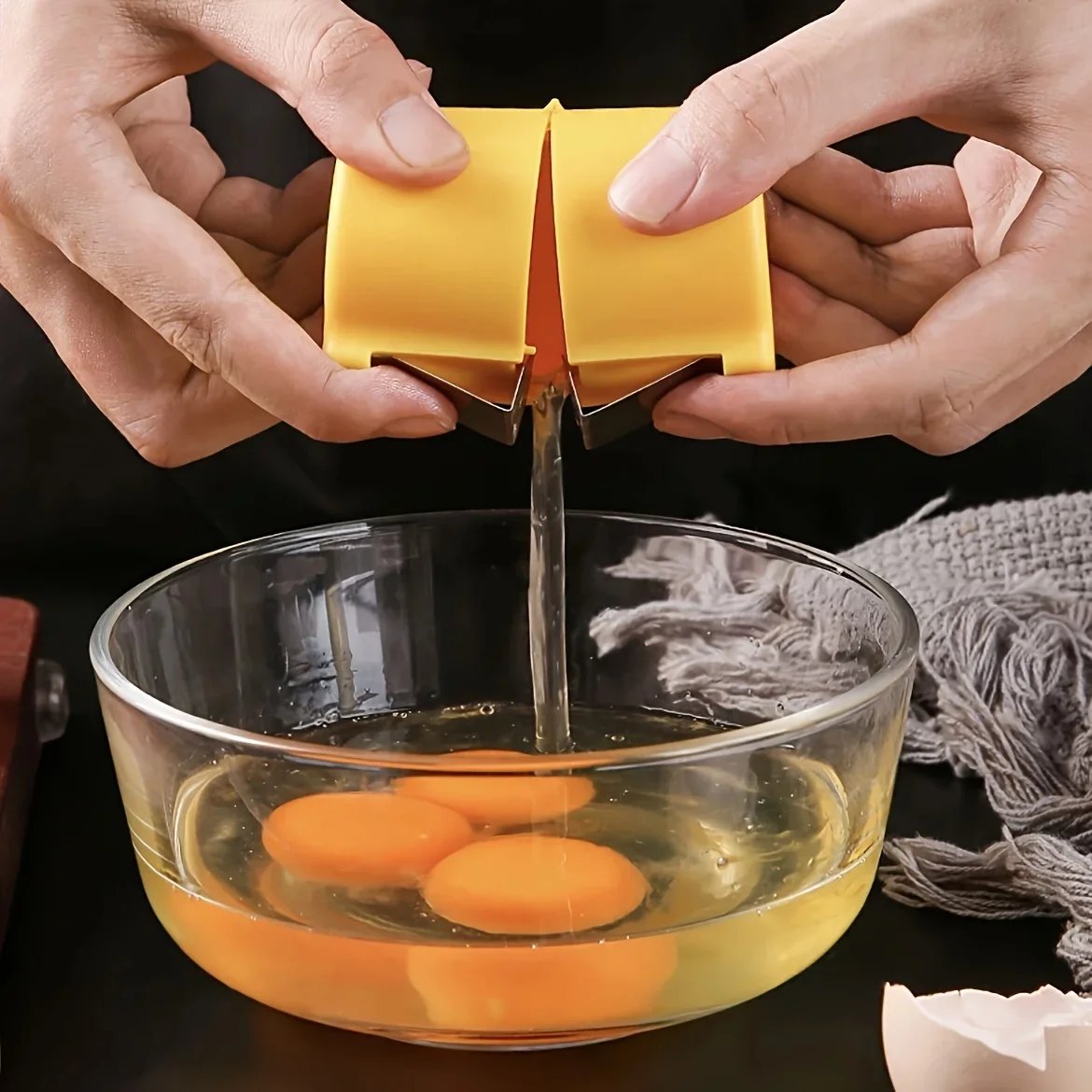 New Portable Egg Opening Machine Quick Egg Beater Kitchen Egg Sheller Kitchen Accessories